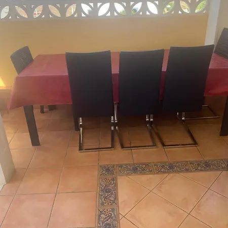 Villa Costa Adeje 别墅 *